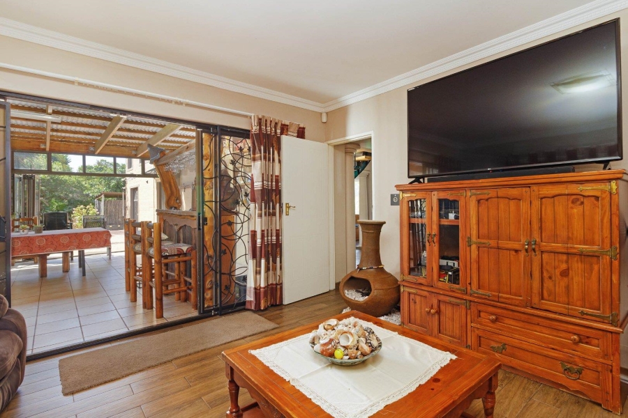 5 Bedroom Property for Sale in Milnerton Ridge Western Cape